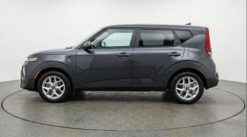 Gravity Gray 2025 Kia Soul LX