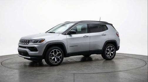 Silver Zynith Metallic Clearcoat 2025 Jeep Compass Limited