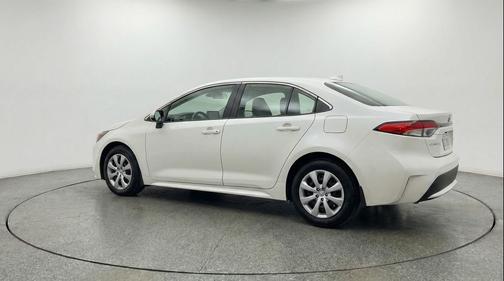 Ice Cap 2025 Toyota Corolla LE