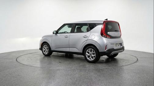 Steel Gray 2025 Kia Soul LX