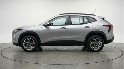 Sterling Gray Metallic 2025 Chevrolet Trax LT