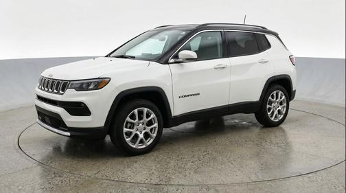 Bright White Clearcoat 2025 Jeep Compass Limited