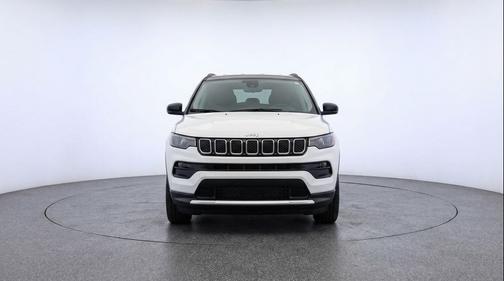 Bright White Clearcoat 2025 Jeep Compass Limited