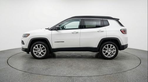 Bright White Clearcoat 2025 Jeep Compass Limited