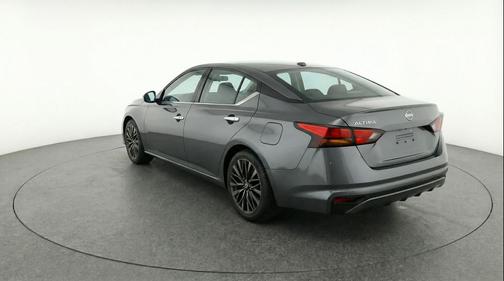 Gun Metallic 2025 Nissan Altima SV FWD