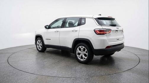 White 2025 Jeep Compass Latitude