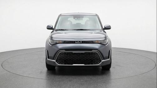 Gravity Gray 2025 Kia Soul LX