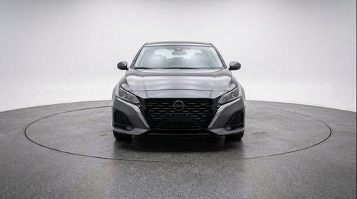 Gun Metallic 2025 Nissan Altima SV FWD