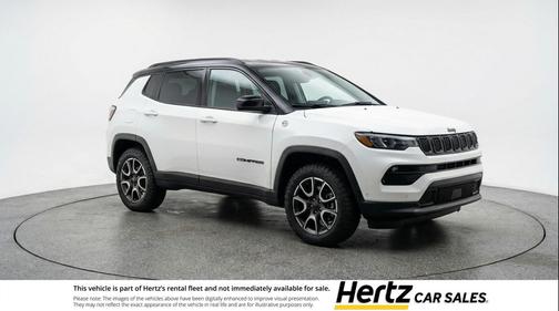 Bright White Clearcoat 2025 Jeep Compass Trailhawk