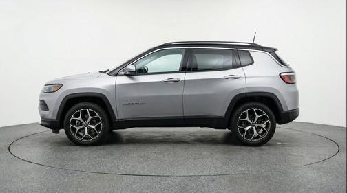 Silver Zynith Metallic Clearcoat 2025 Jeep Compass Limited