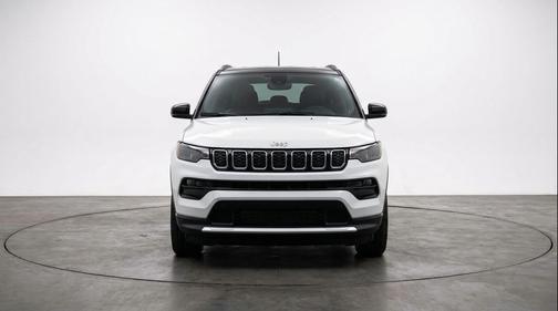 Bright White Clearcoat 2025 Jeep Compass Limited