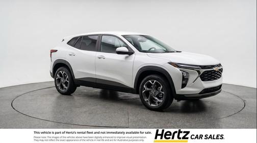 Summit White 2025 Chevrolet Trax LT