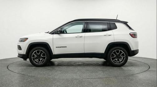 Bright White Clearcoat 2025 Jeep Compass Trailhawk