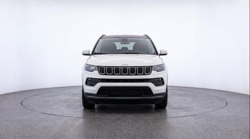 Bright White Clearcoat 2025 Jeep Compass Limited