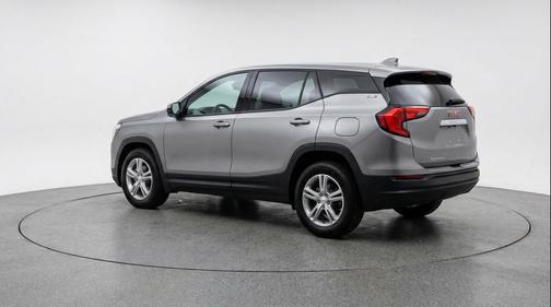 Sterling Gray Metallic 2024 GMC Terrain SLE