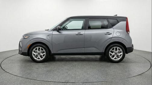 Steel Gray 2025 Kia Soul LX
