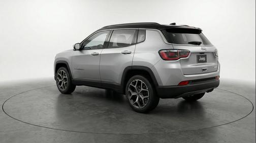 Silver Zynith Metallic Clearcoat 2025 Jeep Compass Limited