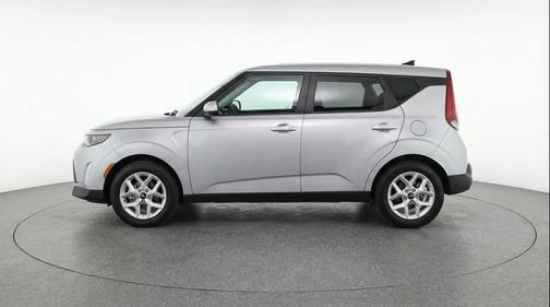 Steel Gray 2025 Kia Soul LX