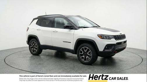 Bright White Clearcoat 2025 Jeep Compass Trailhawk