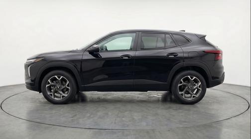 Mosaic Black Metallic 2025 Chevrolet Trax LT