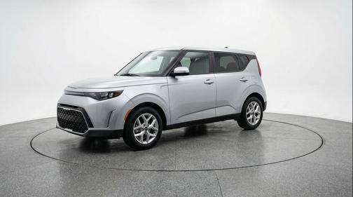 Steel Gray 2025 Kia Soul LX