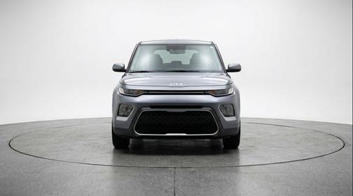 Gravity Gray 2025 Kia Soul LX
