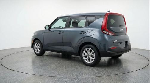 Gravity Gray 2025 Kia Soul LX