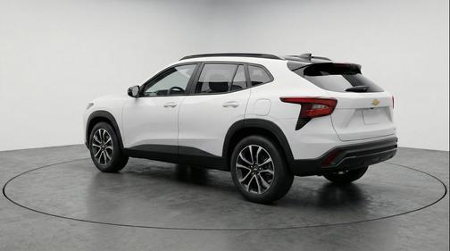 Summit White 2025 Chevrolet Trailblazer LT