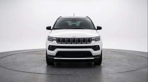 Bright White Clearcoat 2025 Jeep Compass Limited