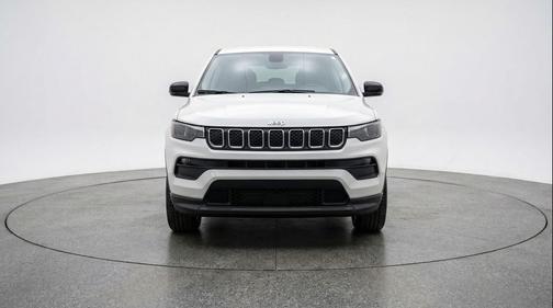 Bright White Clearcoat 2025 Jeep Compass Limited