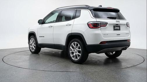 Bright White Clearcoat 2025 Jeep Compass Limited
