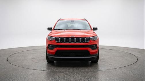 Red Hot Pearlcoat 2025 Jeep Compass Limited