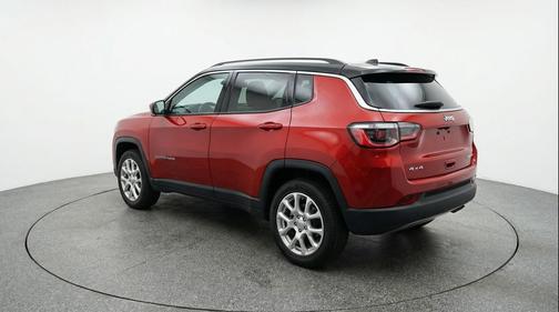 Red Hot Pearlcoat 2025 Jeep Compass Limited