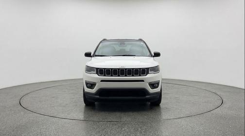 Bright White Clearcoat 2025 Jeep Compass Limited