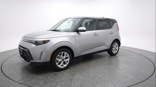 Steel Gray 2025 Kia Soul LX