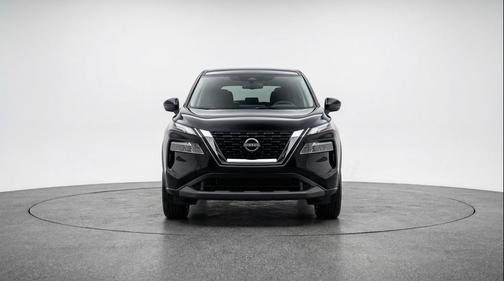 Super Black 2025 Nissan Rogue SV