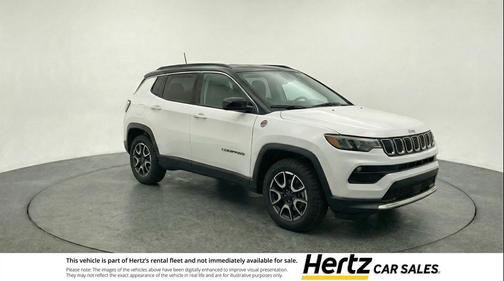 Bright White Clearcoat 2025 Jeep Compass Trailhawk