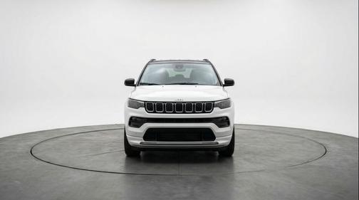 Bright White Clearcoat 2025 Jeep Compass Limited