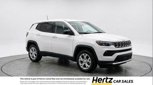 Bright White Clearcoat 2025 Jeep Compass Latitude