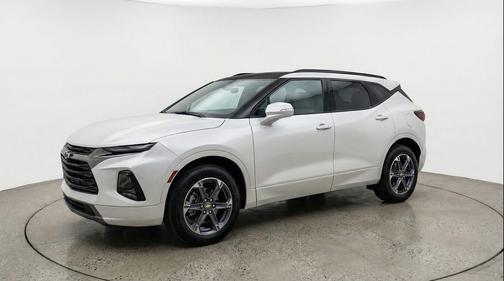Summit White 2025 Chevrolet Blazer 2LT