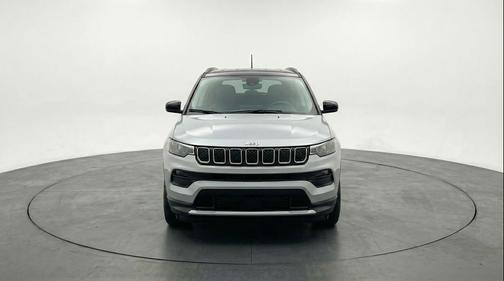 Silver Zynith Metallic Clearcoat 2025 Jeep Compass Limited