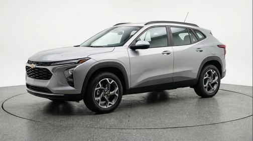 Sterling Gray Metallic 2025 Chevrolet Trax LT