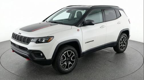 Bright White Clearcoat 2025 Jeep Compass Trailhawk