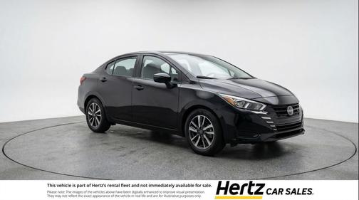 Super Black 2025 Nissan Versa 1.6 SV