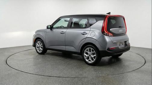 Gravity Gray 2025 Kia Soul LX