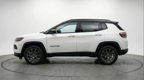 Bright White Clearcoat 2025 Jeep Compass Limited