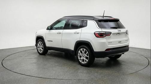 Bright White Clearcoat 2025 Jeep Compass Limited