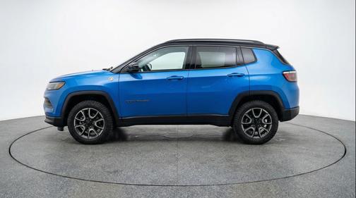 Hydro Blue Pearlcoat 2025 Jeep Compass Trailhawk