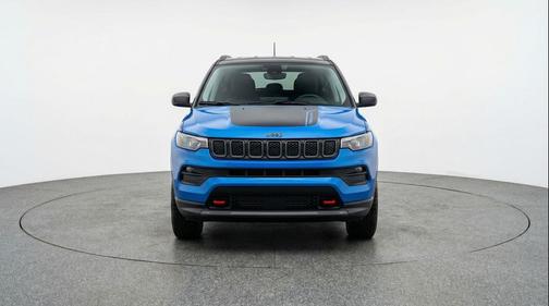 Hydro Blue Pearlcoat 2025 Jeep Compass Trailhawk