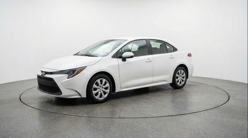 Ice Cap 2025 Toyota Corolla LE